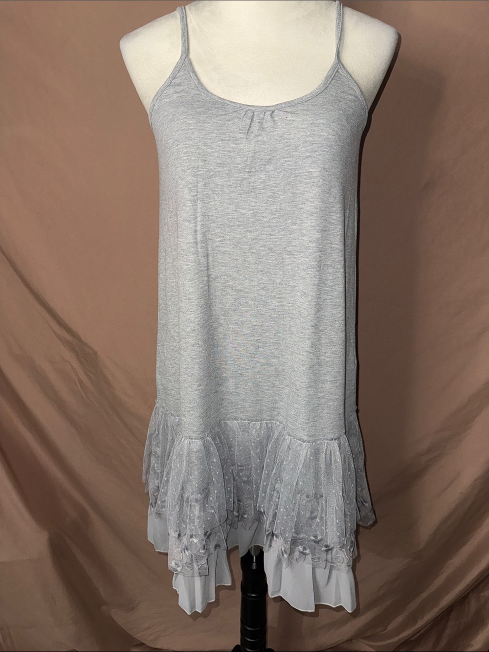 NWT Origami Light Gray Sleeveless Midi Dress with Ruffle Hem and Lace Trim Small